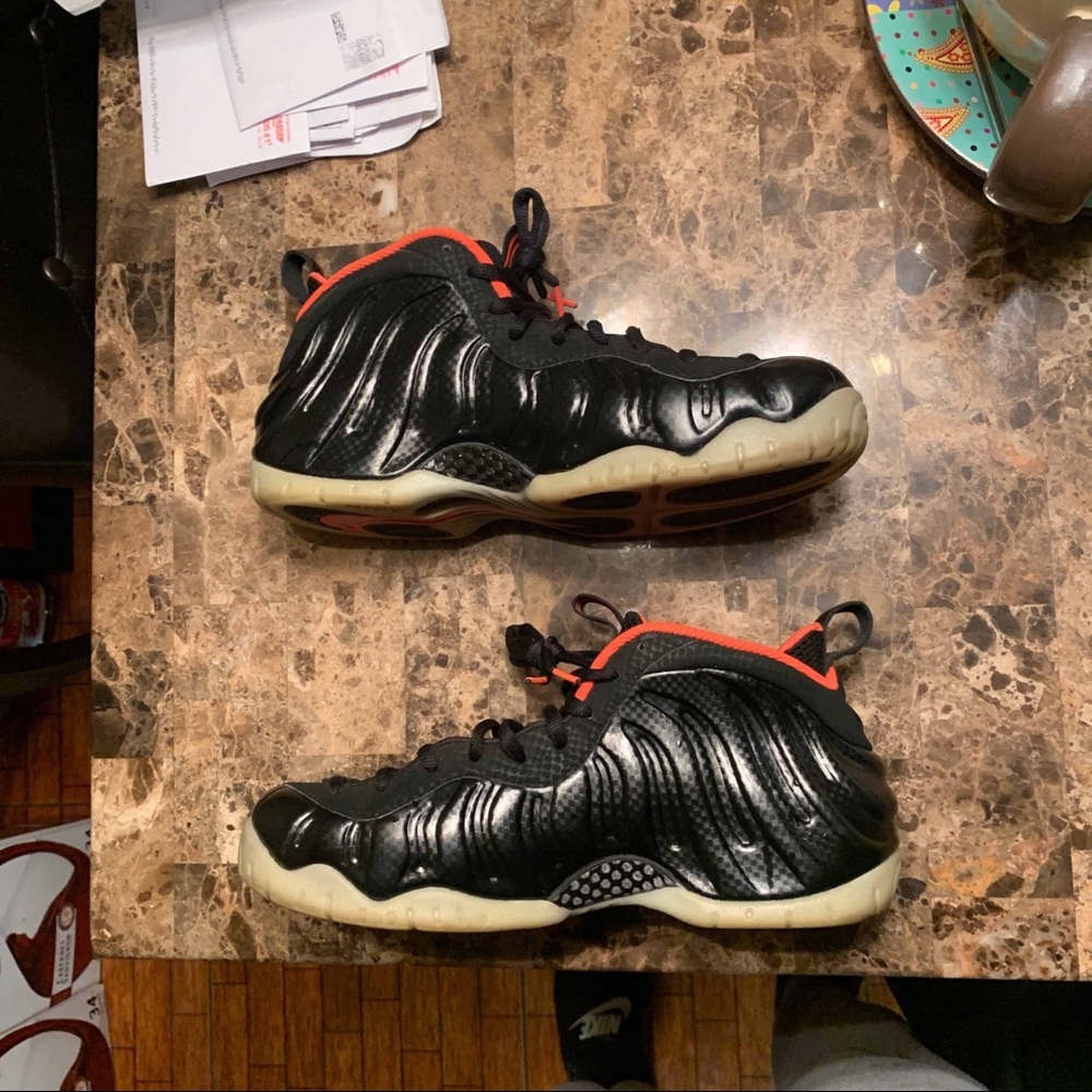 Yeezy foamposites pro blk